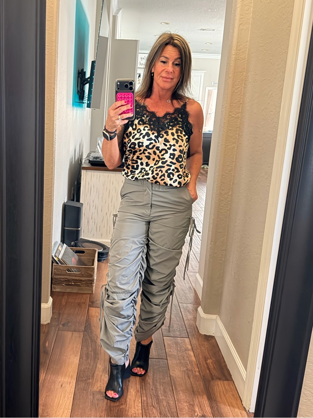 Parachute pants -gray